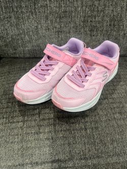 Sketchers kids size 3