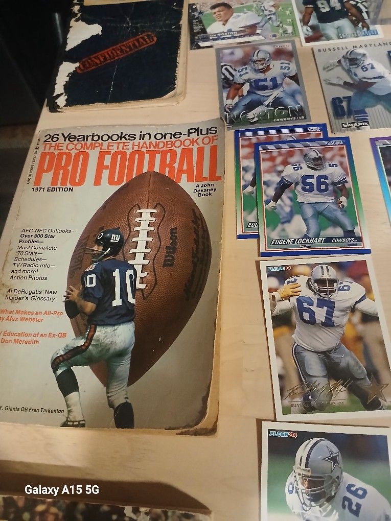 Football Memorabilia, Signed Tom LANDRY OFFICIAL PIG SKIN FOOTBALL,TRADING CARDS, EMMIT SMITH JERSEY