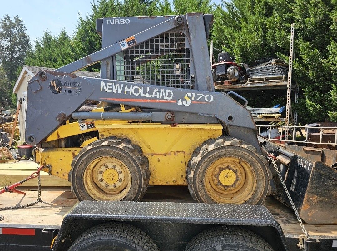New Holland Ls170