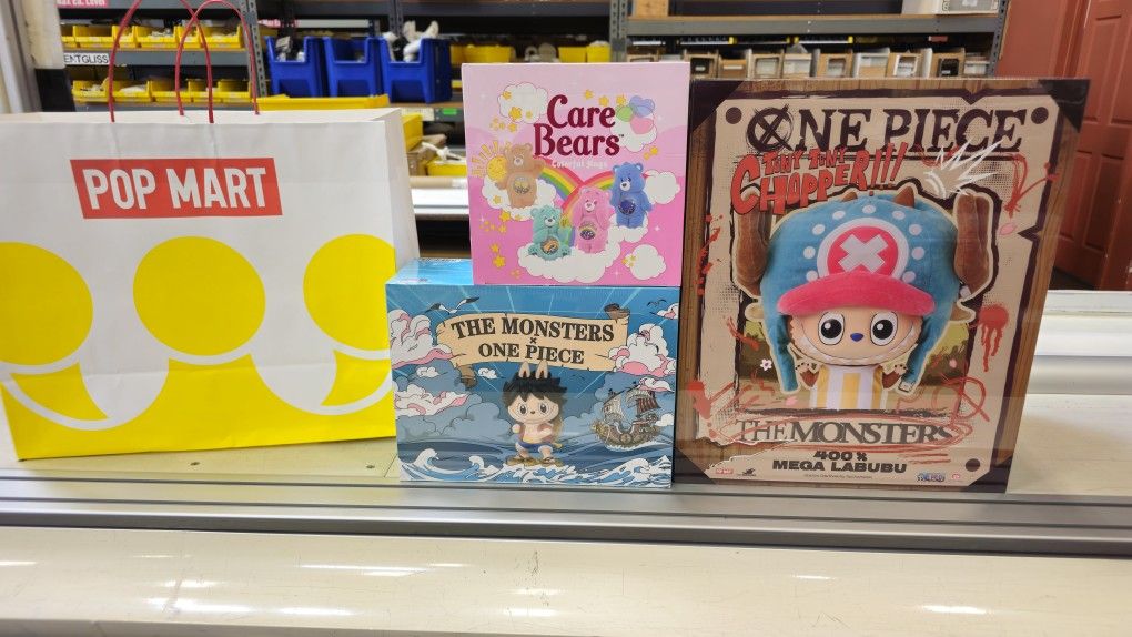 Pop Mart Mega Labubu, One Piece, Care Bears