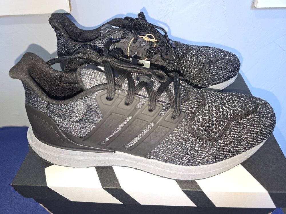 Adidas ULTRA Dream