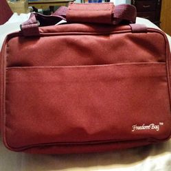 Toiletry Bag With Chain for Sale in Tacoma, WA - OfferUp