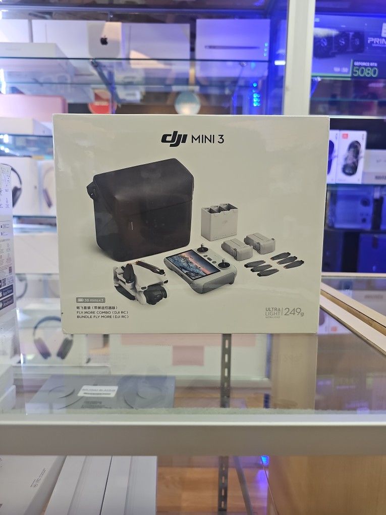DJI Mini 3 Fly More Combo 