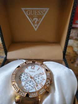 Guess Rose Gold Analog Watch