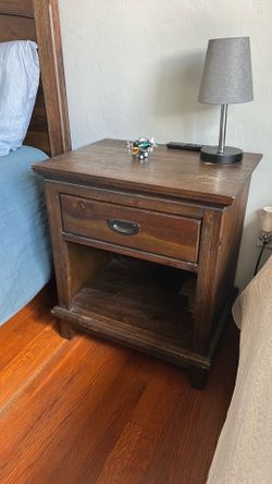 Night stand