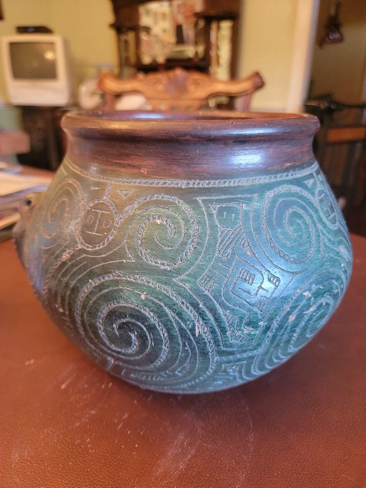 Vintage HANDMADE Rainforest Pot