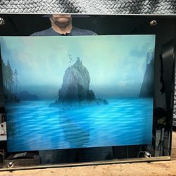 Animated Mirror With Interesting Image & cool Sound. Like New.