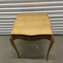 Single end table accent table