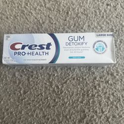 Crest Pro-Health Gum Detoxify Deep Clean Toothpaste 4.8 oz