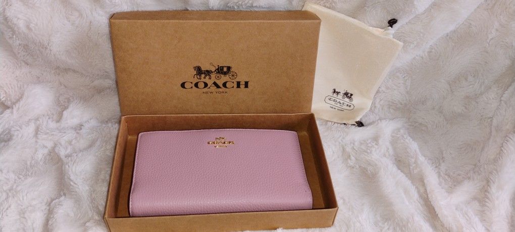 Like New Authentic Coach Wallet