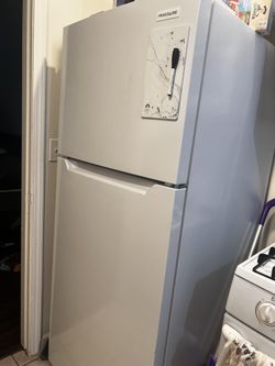 Fridge - Excellent Condition