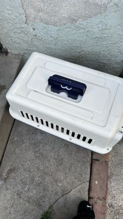 Dog cage / cat backpack inside