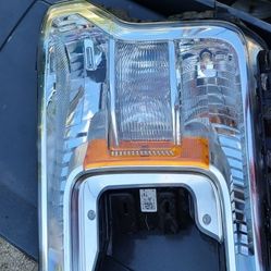 2019 F150 Passengers Side Headlight
