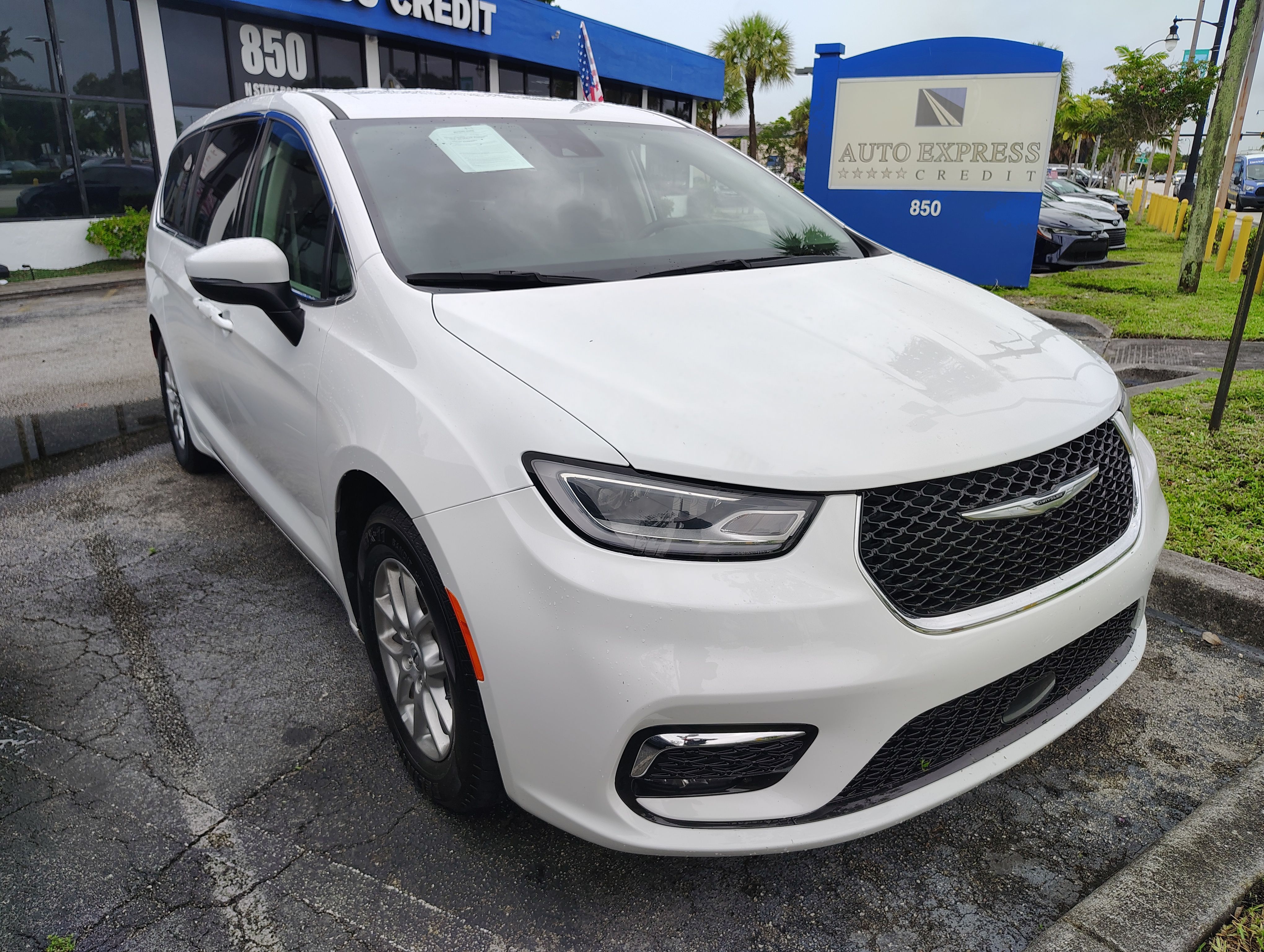 2023 Chrysler Pacifica