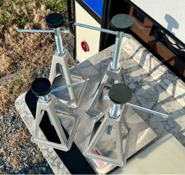 BEBOBLY RV Stack Jacks 4 Pack, Screw Jack Stands For RV Camper Travel Trailer Leveling, Aluminum Stabilizer Jacks, Single Support Unloading Up To 6000