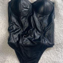 Sz S/m Leather Bodysuit 