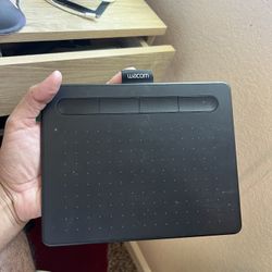 Wacom Intuos CTL-4100 Drawing Tablet (MAKE OFFER)
