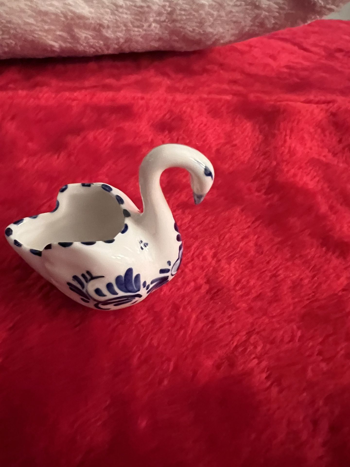 VTG Delft Blue & White Mini Swan Trinket, Rings Holder Decor 2.5”
