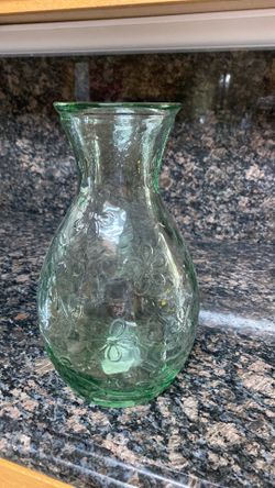 Flower vase