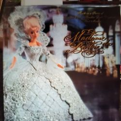 Barbie Perfect In Box  Madam  Du Barbie 