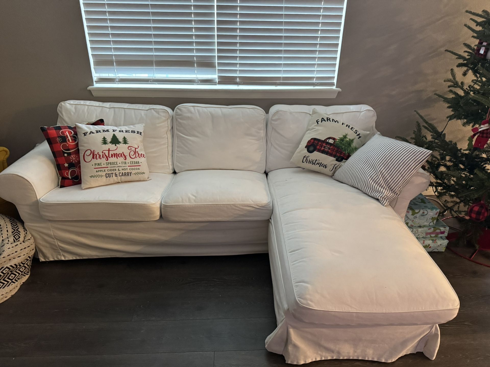 Erktop IKEA Sectional 2 Pieces