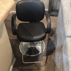 Salon chair 