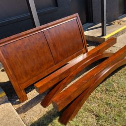 Queen Solid Wood Bedframe