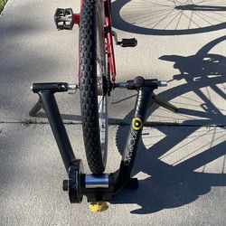 Indoors CycleOps Bike Training Station