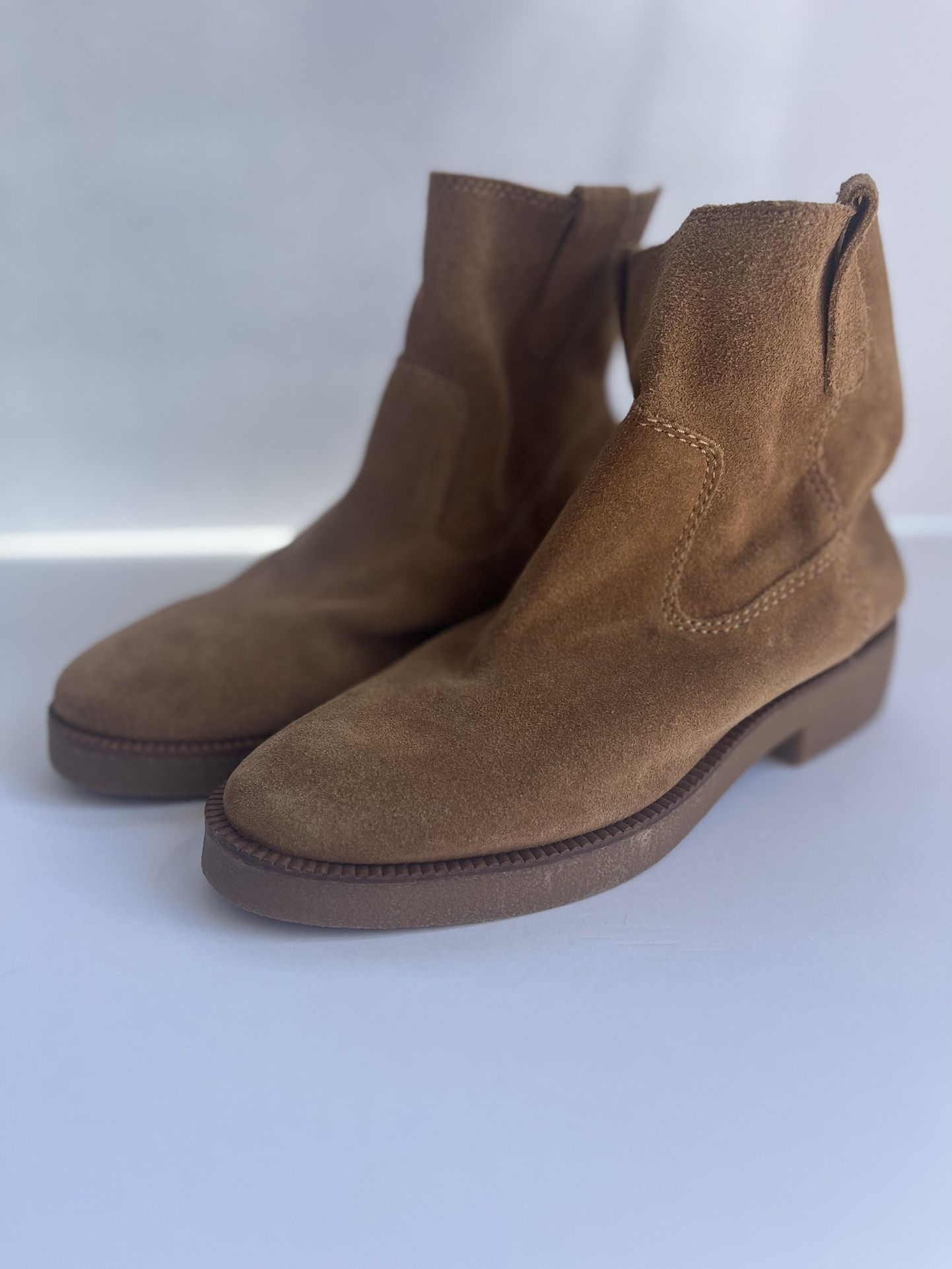 Lucky Brand Ankle Suede boots 6.5 Women’s Med Width