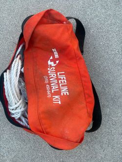 Lifeline Survival Kit – Emergency Preparedness Bag with Supplies & Rope