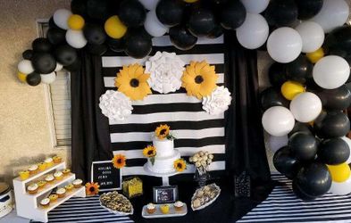 Baby shower backdrop - candy table