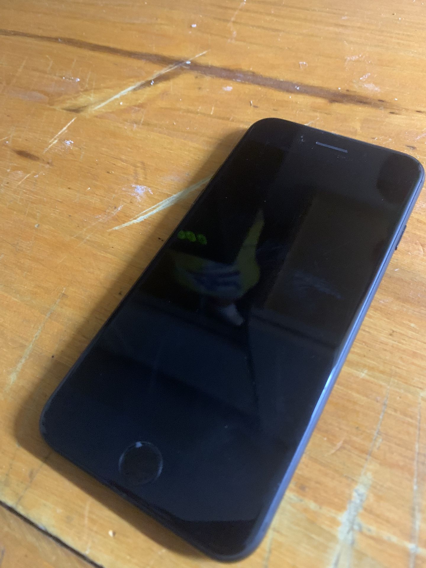 Apple iPhone 7 Unlocked Mint Condition