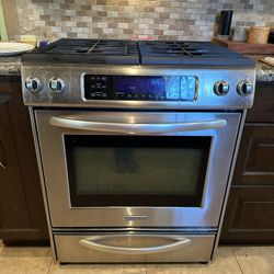 KitchenAid Gas Slide-In Range (Stove + Oven)