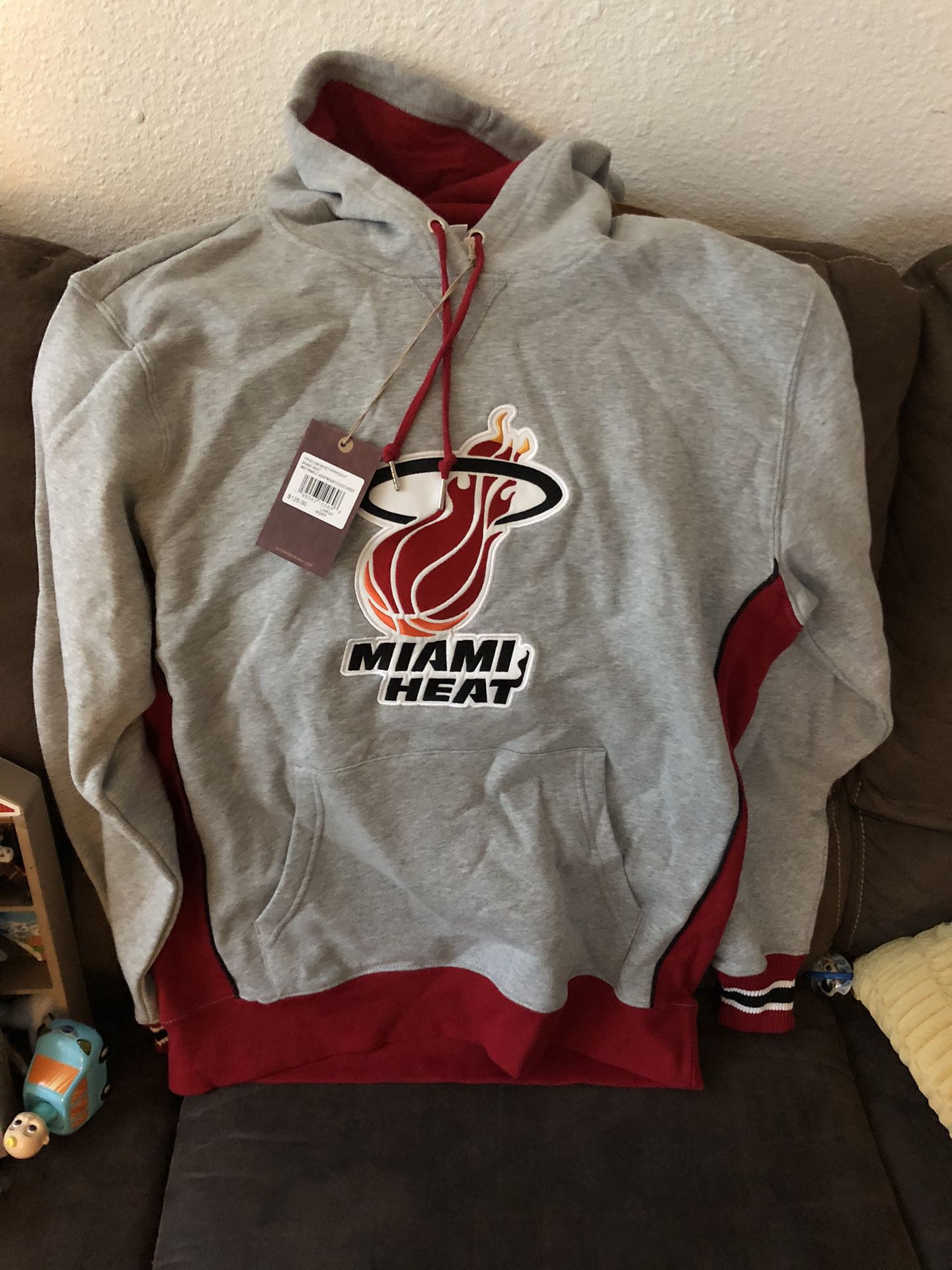 Mitchell&ness Size Large Hear Hoodie 