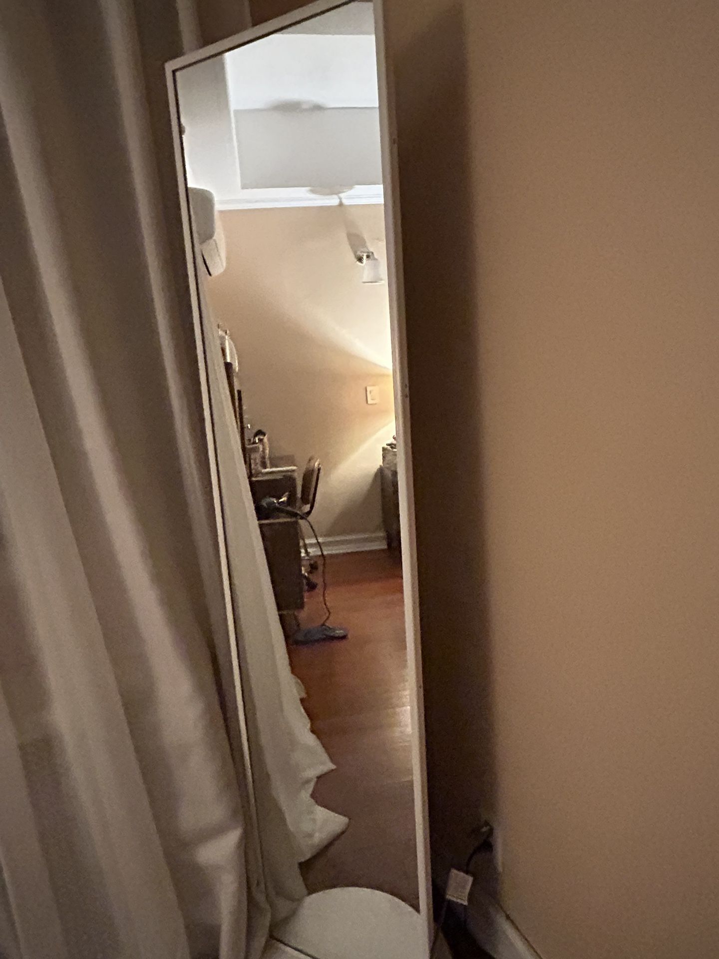 Bedroom Mirror Kew Gardens Hills Queens, NY