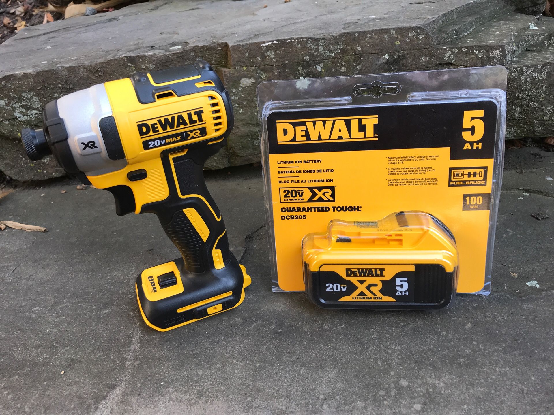 Dewalt XR drill and 5.0 battery