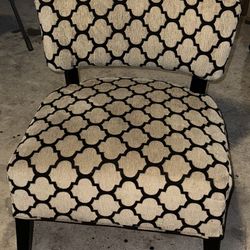 Accent Chair 