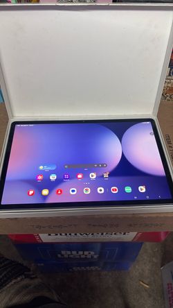 Galaxy tablet s10+ 5g 14inch with S pen