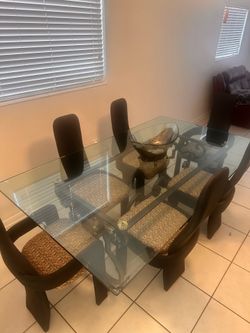 Juego de comedor exclusivo
