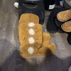 Brand New Uggs Size 9
