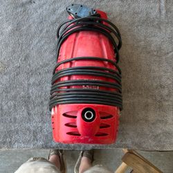 1300 PSI Power washer Electric 