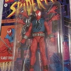 Scarlet Spider-man Marvel Legends 