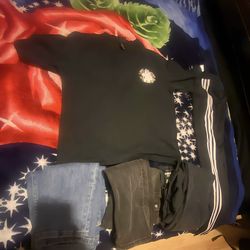 •	“Black Graphic Tee Streetwear Bundle (Shirt + Jeans + adidas pants