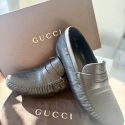Gucci Embossed Leather Loafer