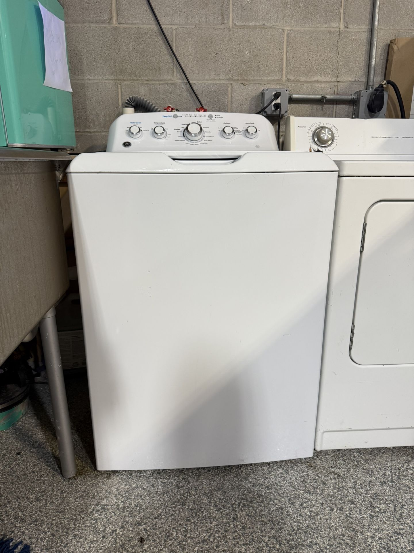 $300 For BOTH Selling Washer And Electric Dryer
