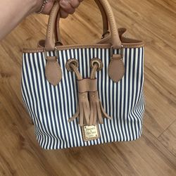 Dooney And Bourke Handbag
