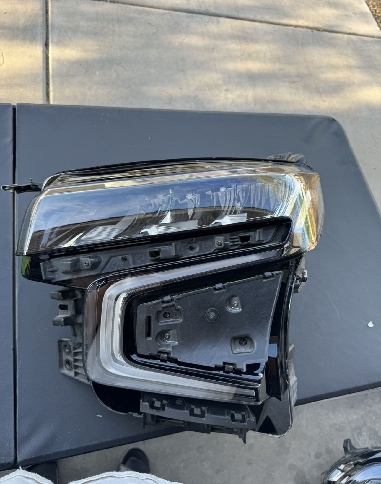2021-23 Chevrolet Tahoe Left Headlamp