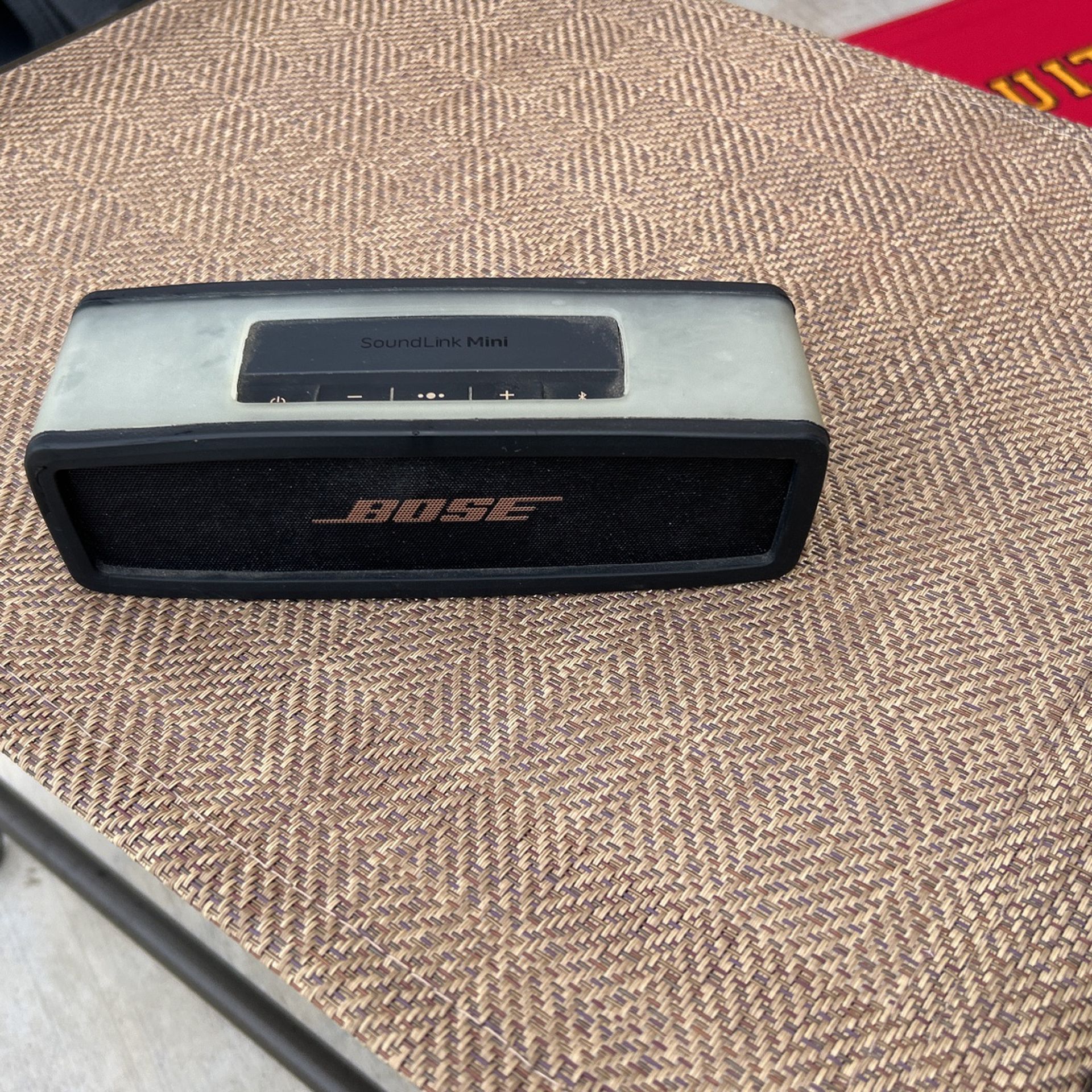 Bose Soundlink Mini With Case Works Great