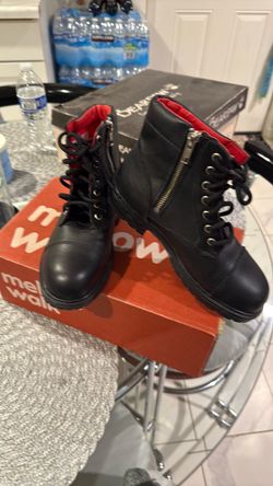 Steel toe boots