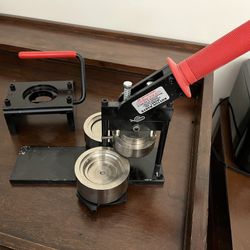 Button Making Matching - FREE